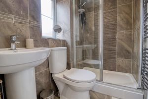 Master En-Suite- click for photo gallery